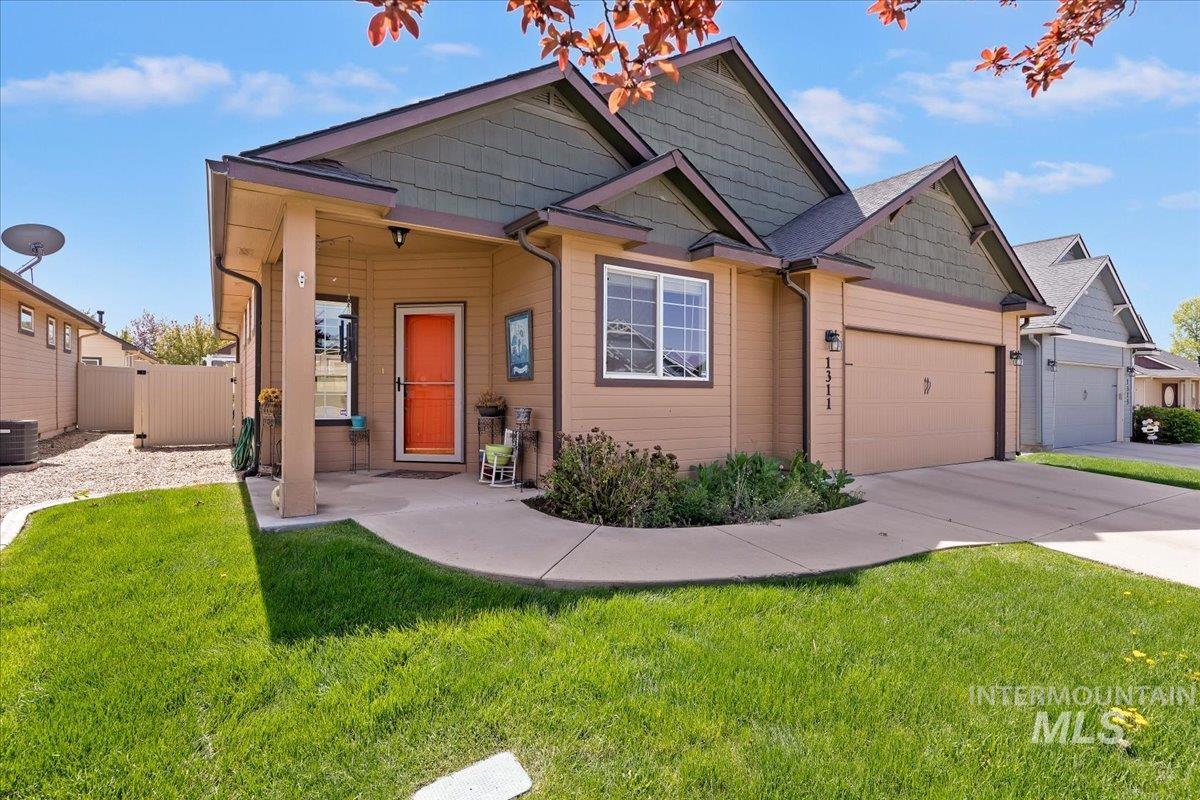 1311 W Sanetta St, Nampa, Idaho 83651, 3 Bedrooms, 2 Bathrooms, Residential For Sale, Price $350,000,MLS 98983215