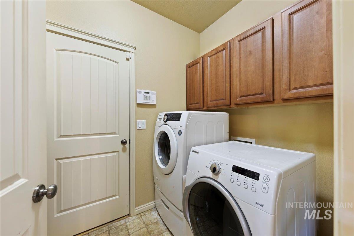 1311 W Sanetta St, Nampa, Idaho 83651, 3 Bedrooms, 2 Bathrooms, Residential For Sale, Price $350,000,MLS 98983215