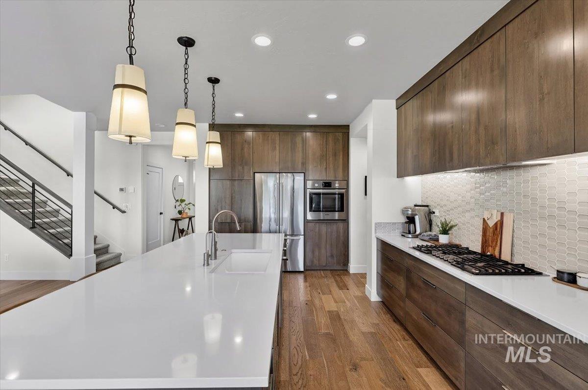 6718 S Cadence Ave, Meridian, Idaho 83642, 4 Bedrooms, 3 Bathrooms, Residential For Sale, Price $859,000,MLS 98983216