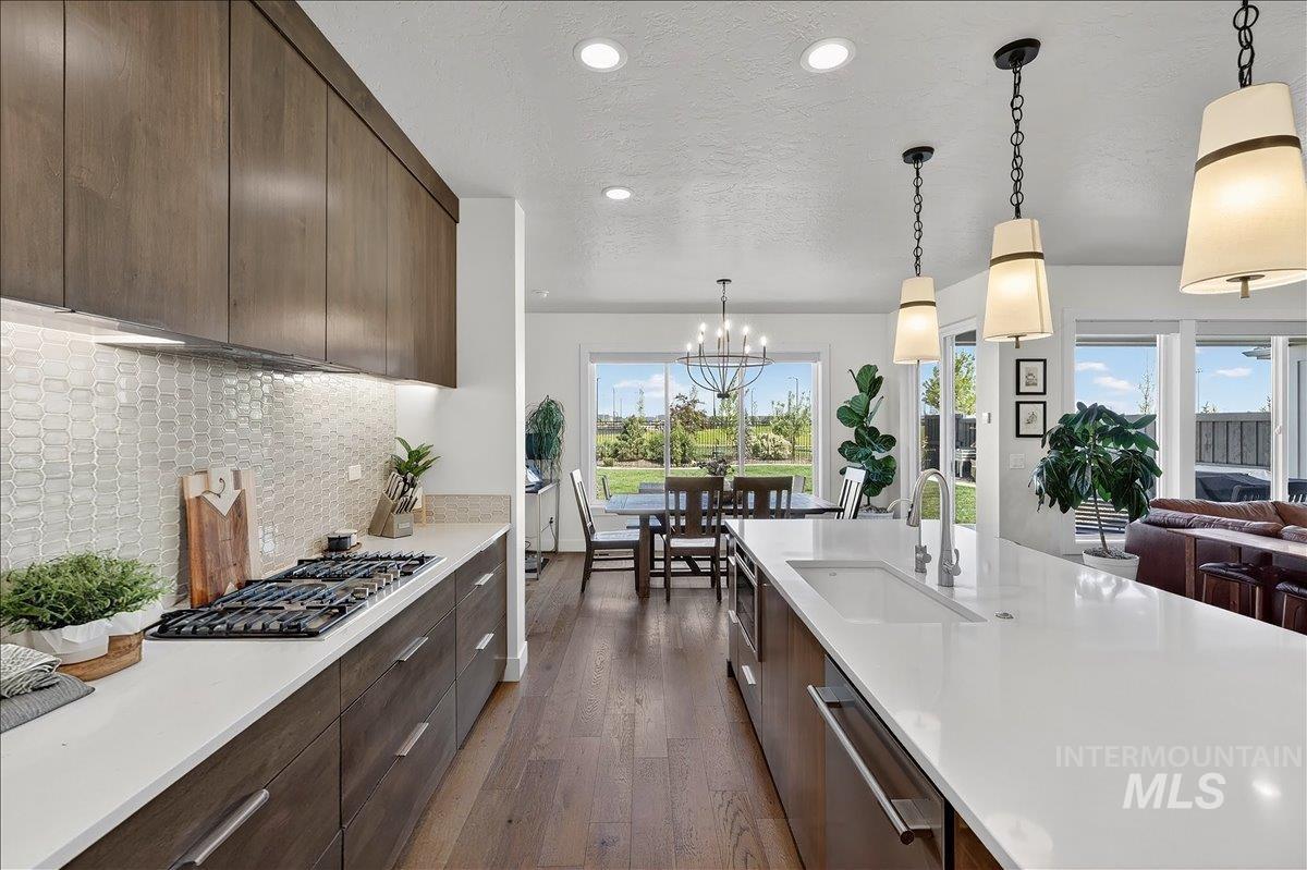 6718 S Cadence Ave, Meridian, Idaho 83642, 4 Bedrooms, 3 Bathrooms, Residential For Sale, Price $859,000,MLS 98983216