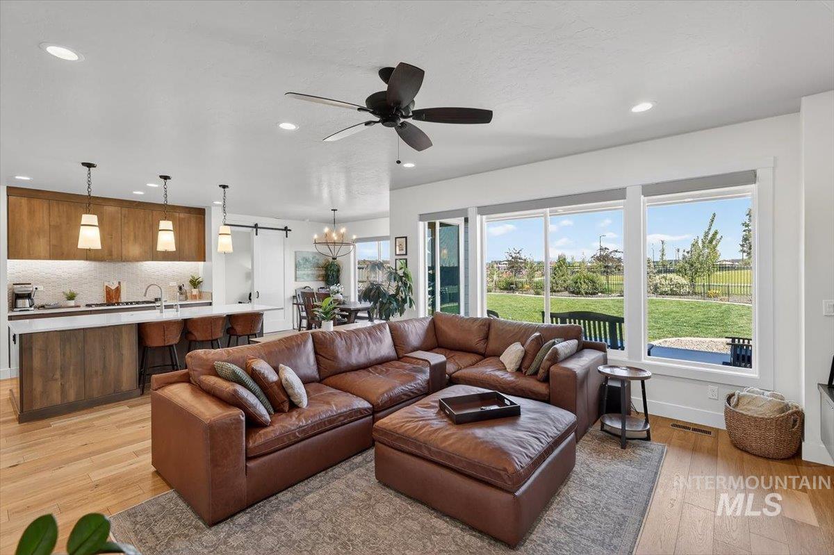 6718 S Cadence Ave, Meridian, Idaho 83642, 4 Bedrooms, 3 Bathrooms, Residential For Sale, Price $859,000,MLS 98983216