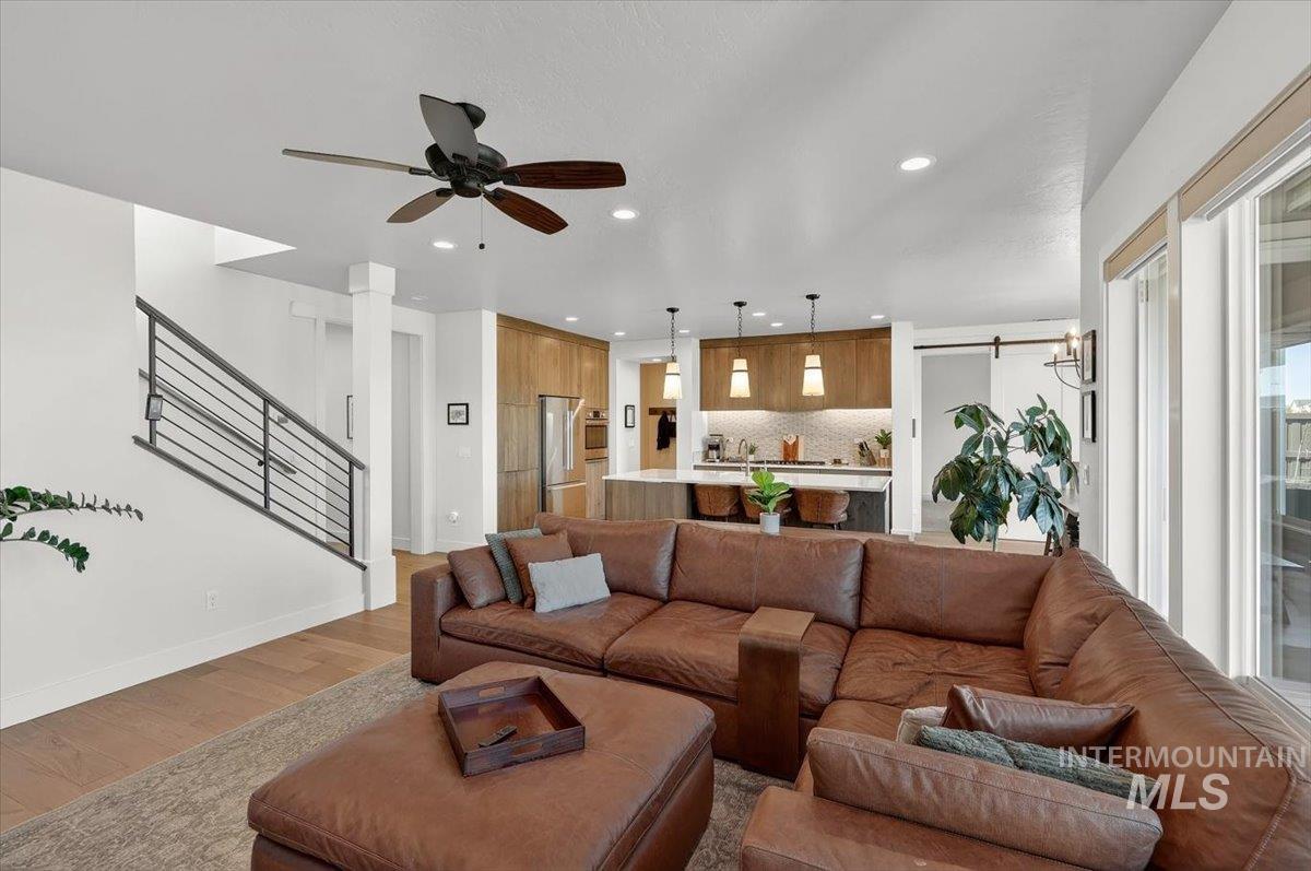 6718 S Cadence Ave, Meridian, Idaho 83642, 4 Bedrooms, 3 Bathrooms, Residential For Sale, Price $859,000,MLS 98983216