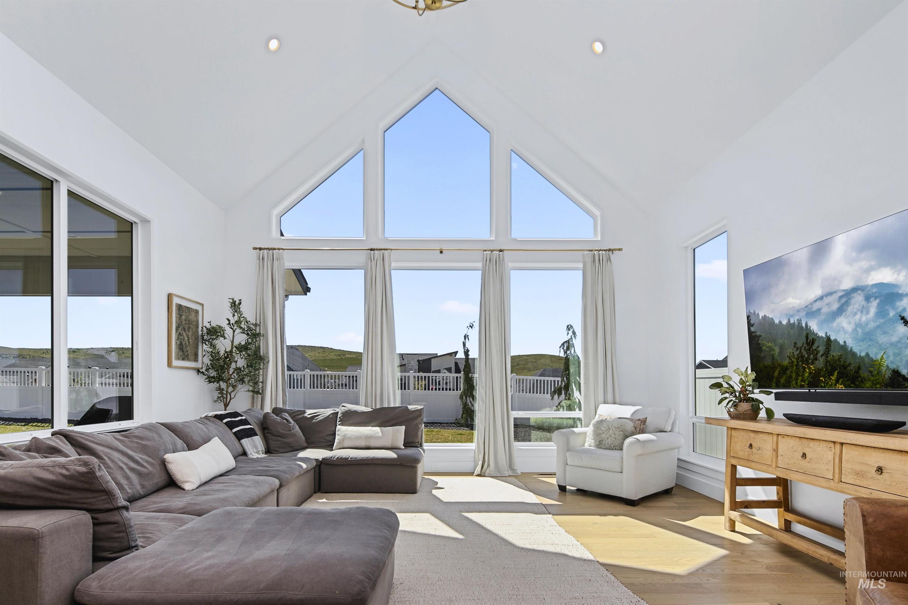 13639 N Ruffed Grouse Way, Boise, Idaho 83714, 4 Bedrooms, 3 Bathrooms, Residential For Sale, Price $1,315,000,MLS 98983218