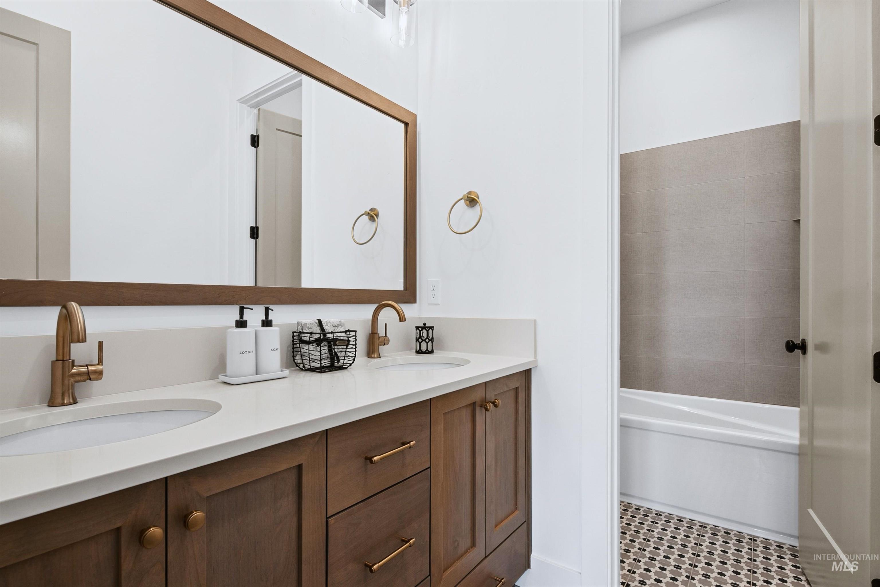 13639 N Ruffed Grouse Way, Boise, Idaho 83714, 4 Bedrooms, 3 Bathrooms, Residential For Sale, Price $1,315,000,MLS 98983218