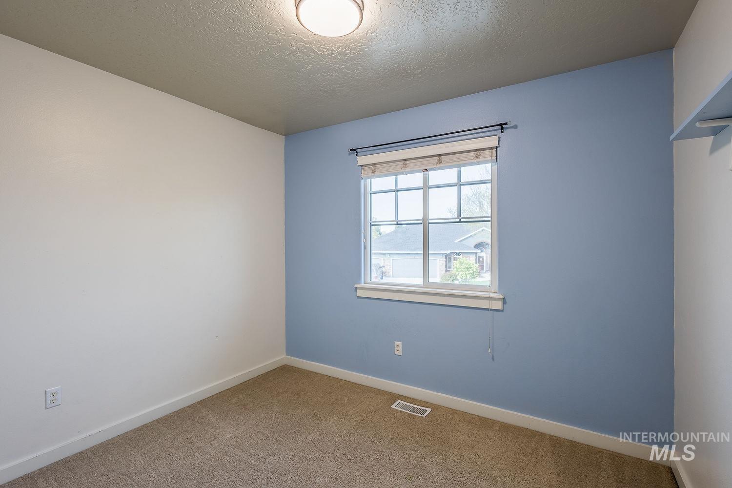 17362 N Midsummers Ln, Nampa, Idaho 83687, 4 Bedrooms, 2.5 Bathrooms, Residential For Sale, Price $459,900,MLS 98983220