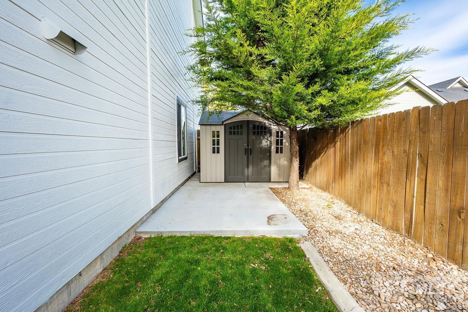 17362 N Midsummers Ln, Nampa, Idaho 83687, 4 Bedrooms, 2.5 Bathrooms, Residential For Sale, Price $459,900,MLS 98983220