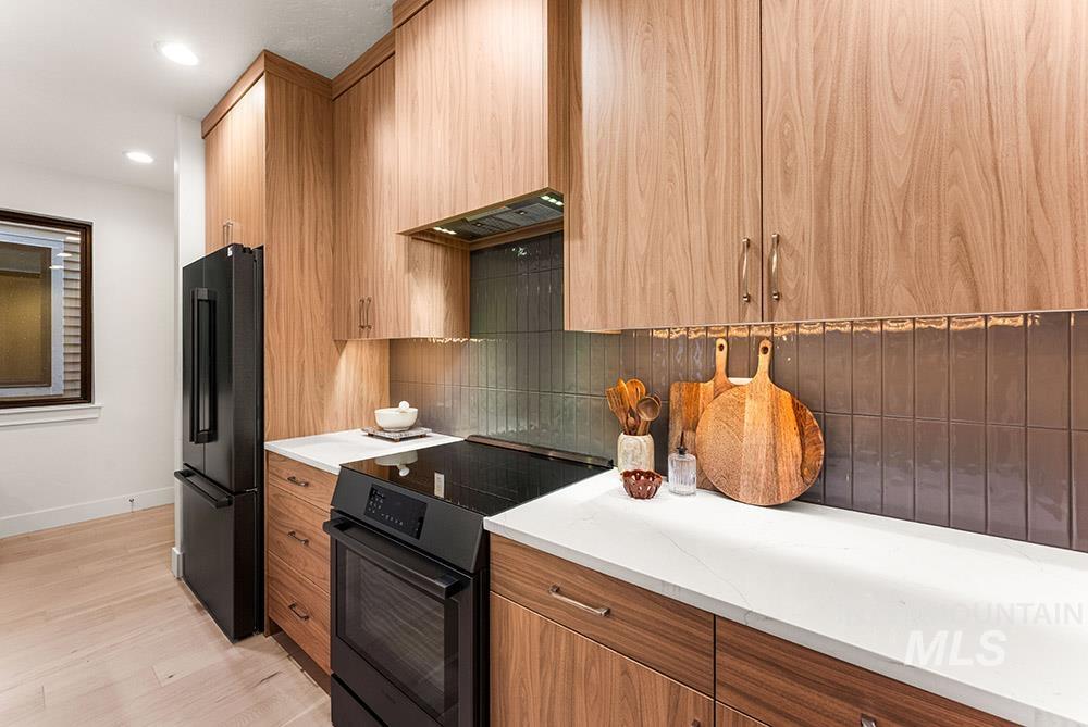 3337 W Whimbrel Lane, Boise, Idaho 83703, 3 Bedrooms, 2.5 Bathrooms, Residential For Sale, Price $714,900, 98983221