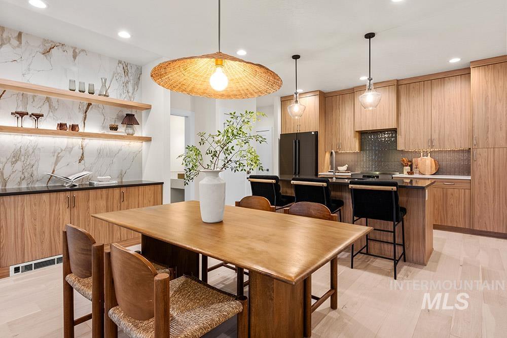 3337 W Whimbrel Lane, Boise, Idaho 83703, 3 Bedrooms, 2.5 Bathrooms, Residential For Sale, Price $714,900, 98983221