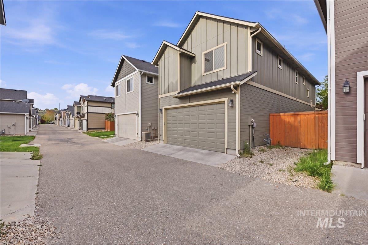 4406 S Axiom Ave, Boise, Idaho 83716, 3 Bedrooms, 2.5 Bathrooms, Residential For Sale, Price $549,990, 98983224