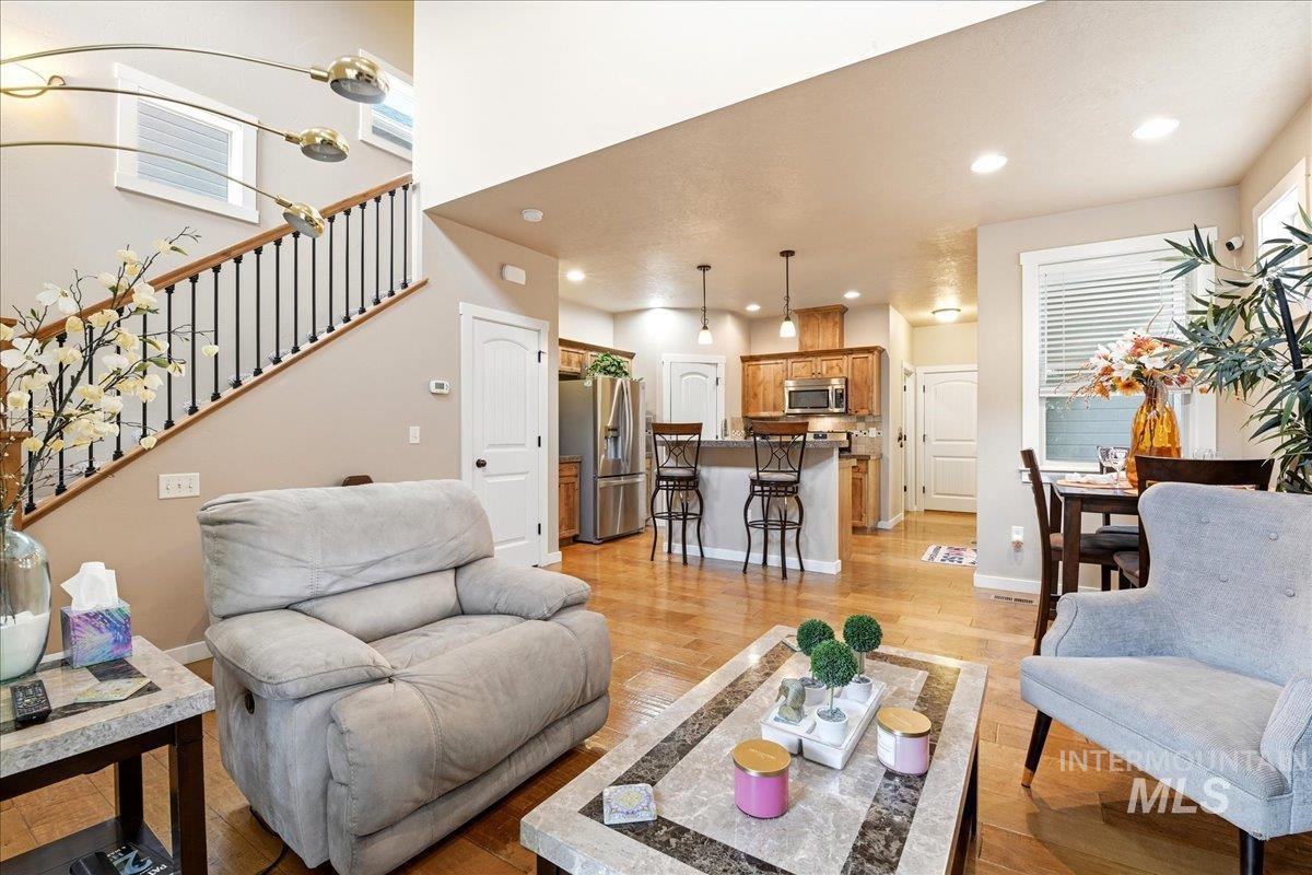 4406 S Axiom Ave, Boise, Idaho 83716, 3 Bedrooms, 2.5 Bathrooms, Residential For Sale, Price $549,990, 98983224