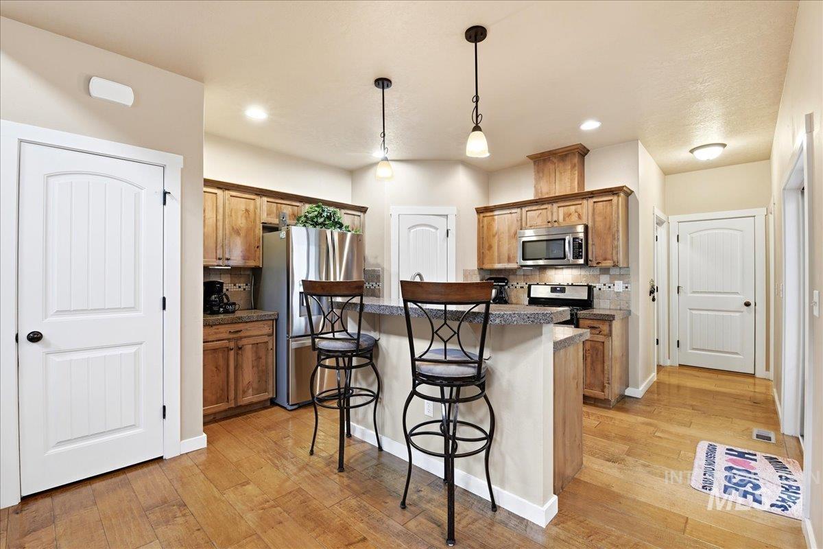 4406 S Axiom Ave, Boise, Idaho 83716, 3 Bedrooms, 2.5 Bathrooms, Residential For Sale, Price $549,990, 98983224