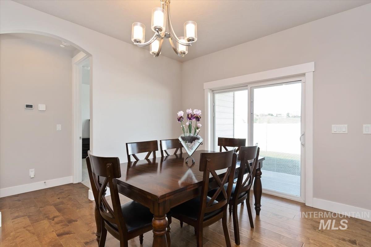 5073 S Marsala Way, Meridian, Idaho 83642, 5 Bedrooms, 3 Bathrooms, Residential For Sale, Price $750,000, 98983225