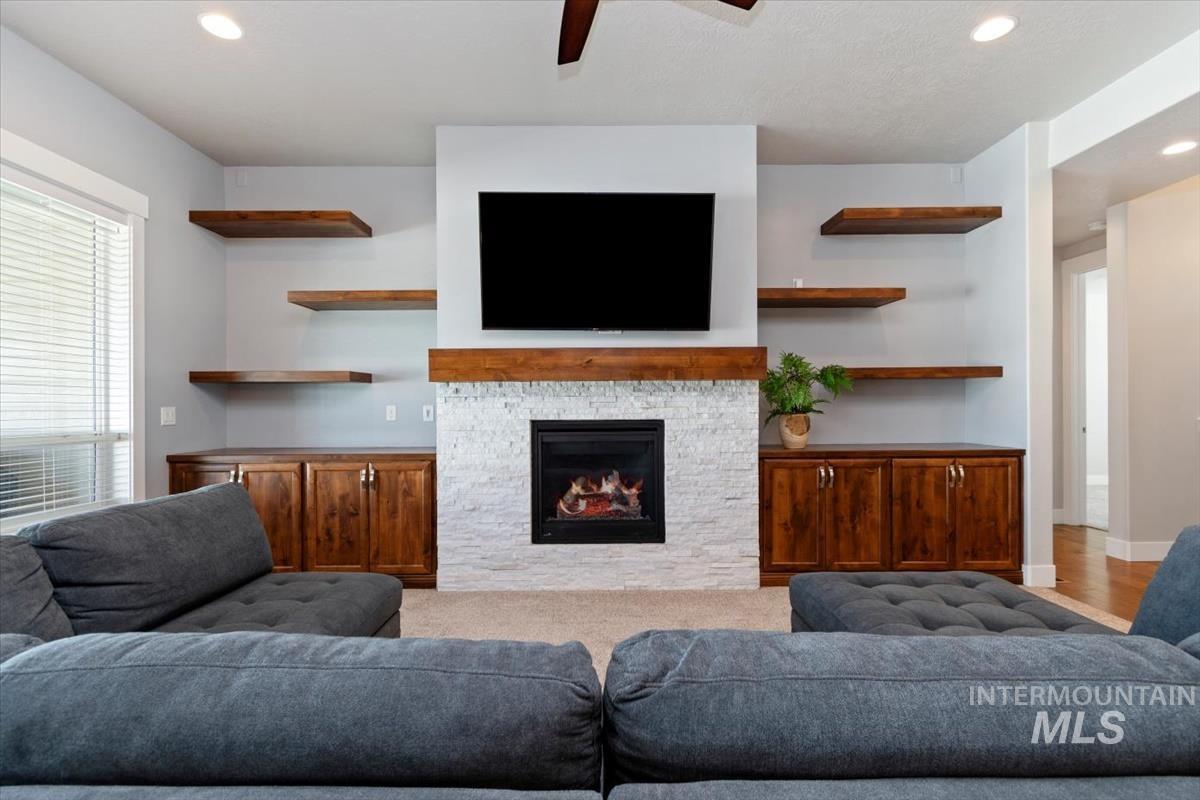 5073 S Marsala Way, Meridian, Idaho 83642, 5 Bedrooms, 3 Bathrooms, Residential For Sale, Price $750,000, 98983225