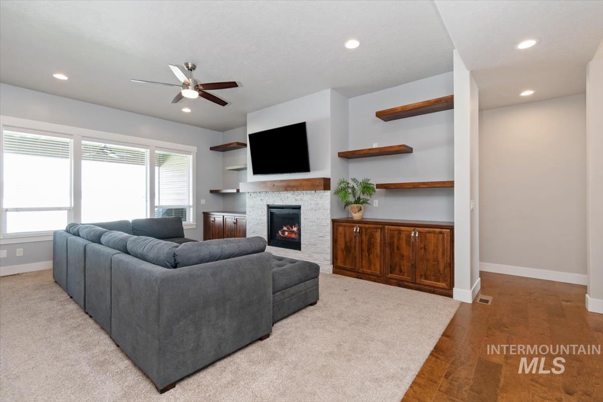 5073 S Marsala Way, Meridian, Idaho 83642, 5 Bedrooms, 3 Bathrooms, Residential For Sale, Price $750,000, 98983225