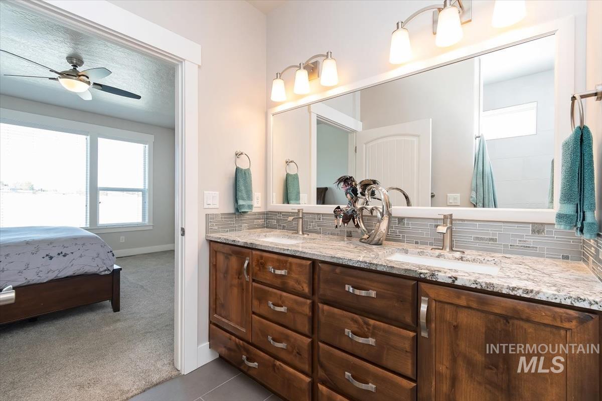 5073 S Marsala Way, Meridian, Idaho 83642, 5 Bedrooms, 3 Bathrooms, Residential For Sale, Price $750,000, 98983225