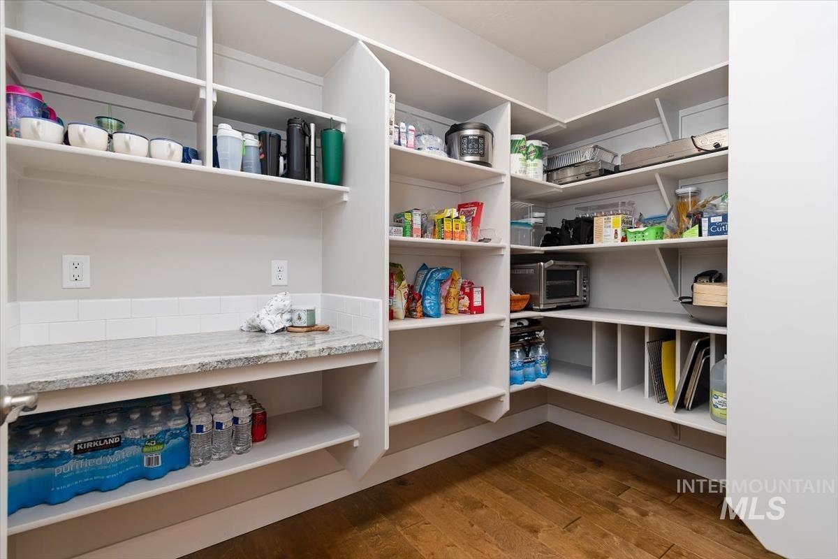 5073 S Marsala Way, Meridian, Idaho 83642, 5 Bedrooms, 3 Bathrooms, Residential For Sale, Price $750,000, 98983225