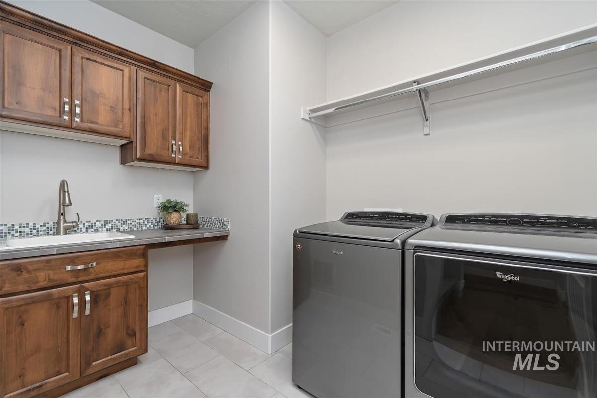 5073 S Marsala Way, Meridian, Idaho 83642, 5 Bedrooms, 3 Bathrooms, Residential For Sale, Price $750,000, 98983225