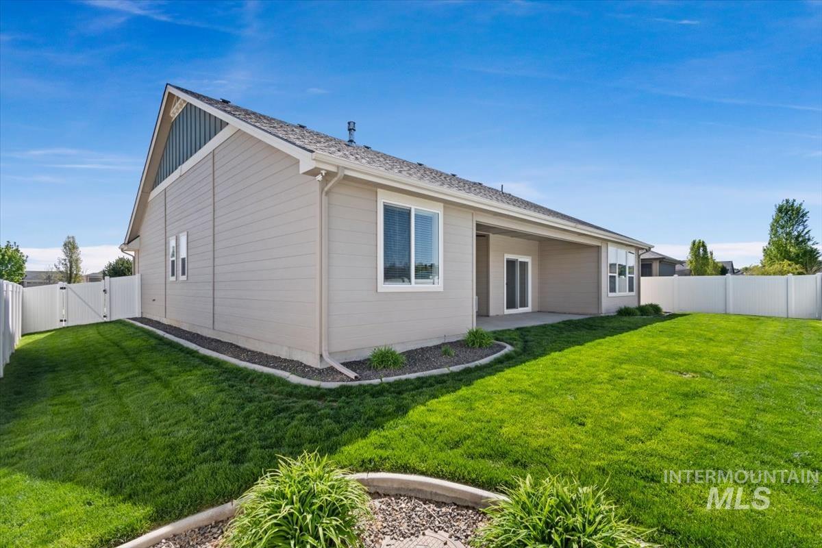 5073 S Marsala Way, Meridian, Idaho 83642, 5 Bedrooms, 3 Bathrooms, Residential For Sale, Price $750,000, 98983225