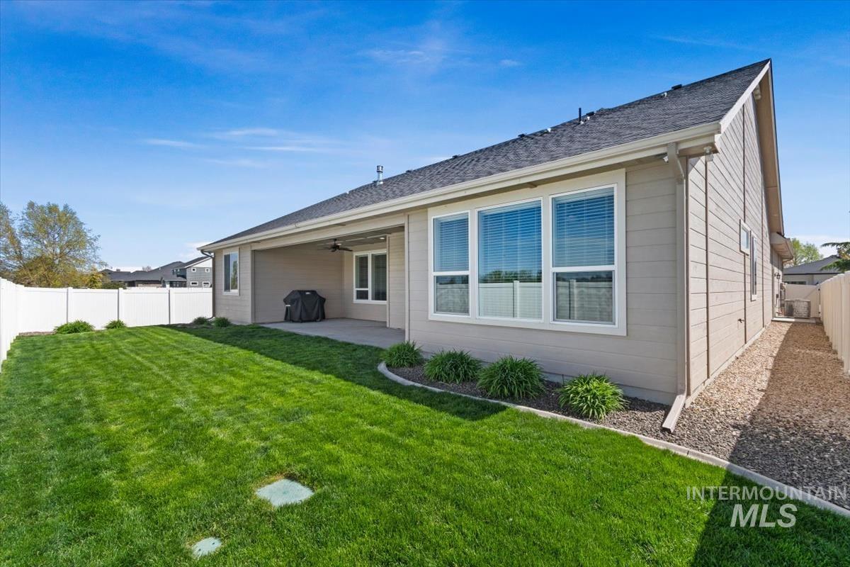 5073 S Marsala Way, Meridian, Idaho 83642, 5 Bedrooms, 3 Bathrooms, Residential For Sale, Price $750,000, 98983225