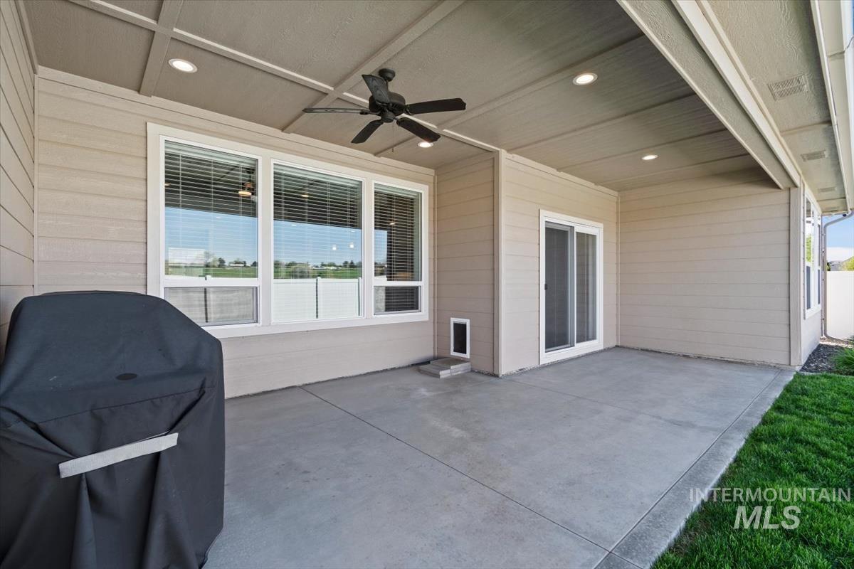 5073 S Marsala Way, Meridian, Idaho 83642, 5 Bedrooms, 3 Bathrooms, Residential For Sale, Price $750,000, 98983225