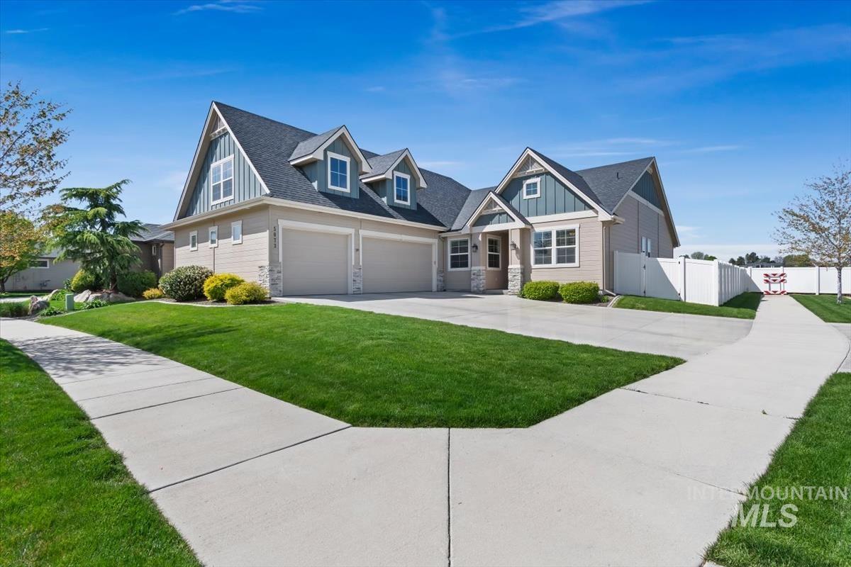 5073 S Marsala Way, Meridian, Idaho 83642, 5 Bedrooms, 3 Bathrooms, Residential For Sale, Price $750,000, 98983225