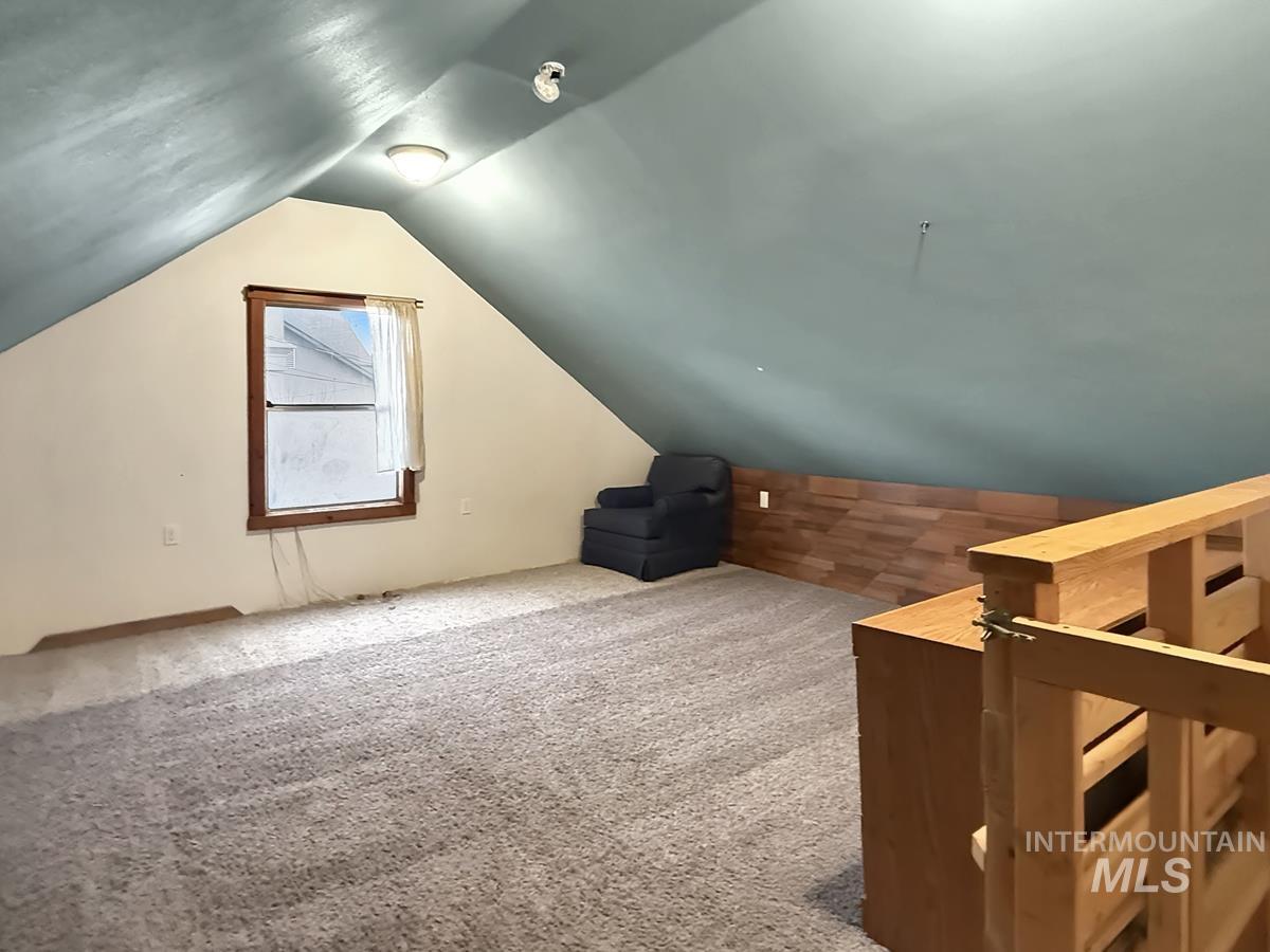 110 W Market Street, Cascade, Idaho 83611, 3 Bedrooms, 1 Bathroom, Residential For Sale, Price $339,000,MLS 98983226