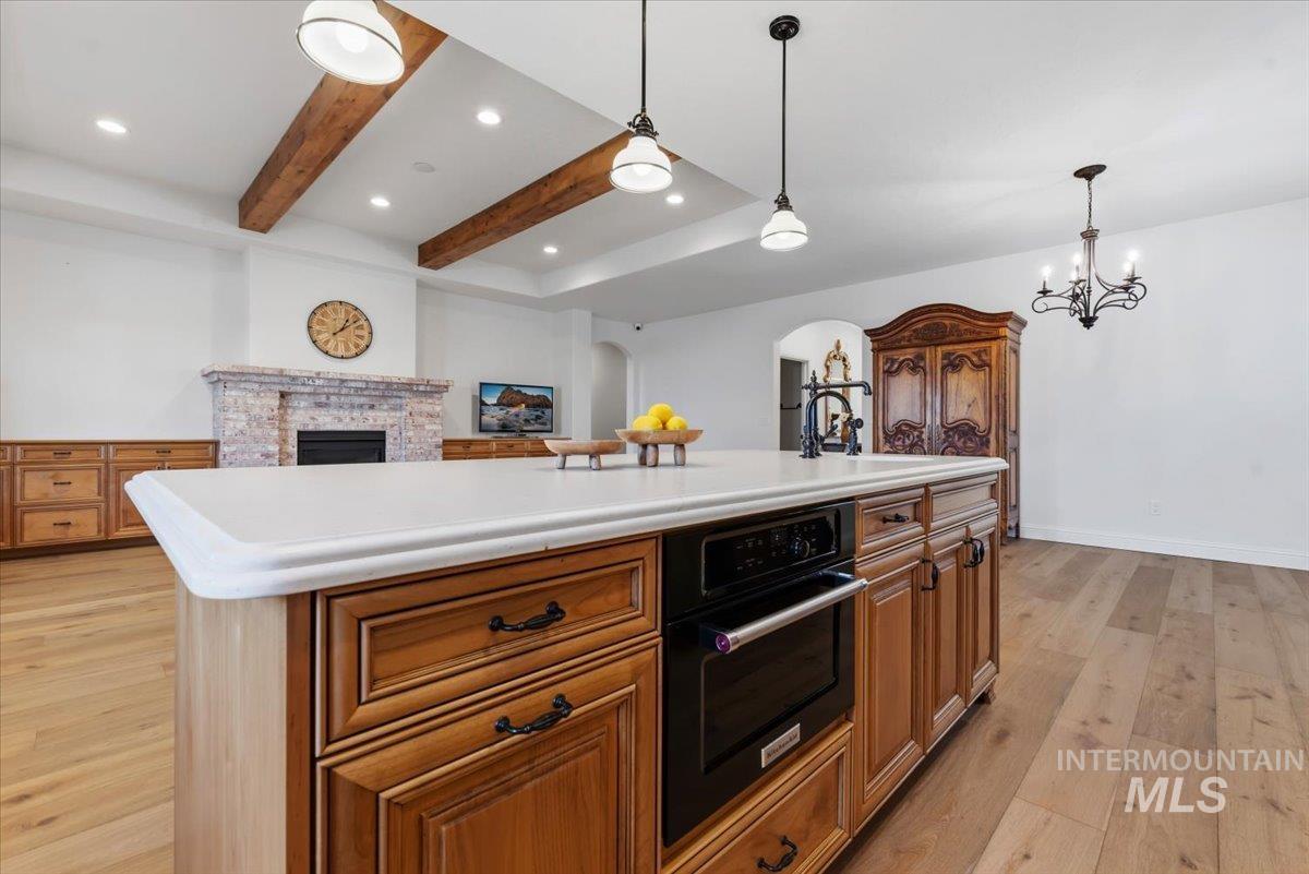 2016 E Mainacht St, Meridian, Idaho 83642, 3 Bedrooms, 2.5 Bathrooms, Residential For Sale, Price $749,900, 98983227