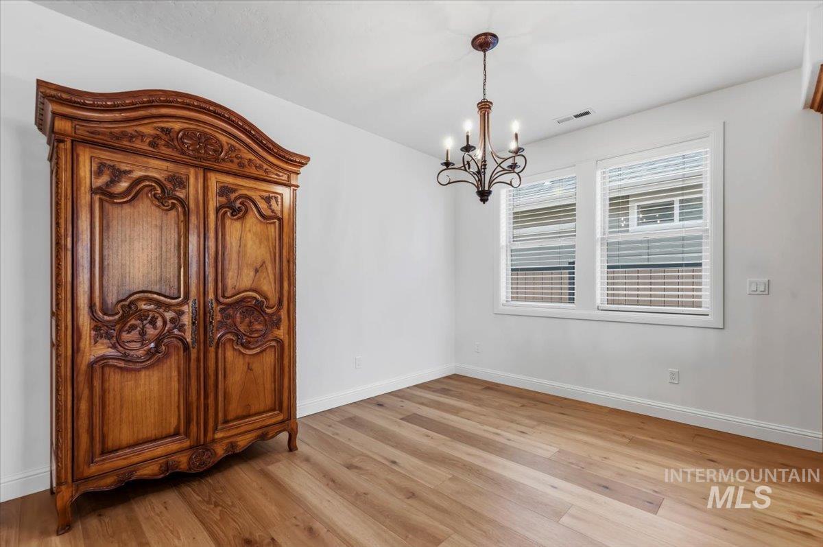 2016 E Mainacht St, Meridian, Idaho 83642, 3 Bedrooms, 2.5 Bathrooms, Residential For Sale, Price $749,900, 98983227