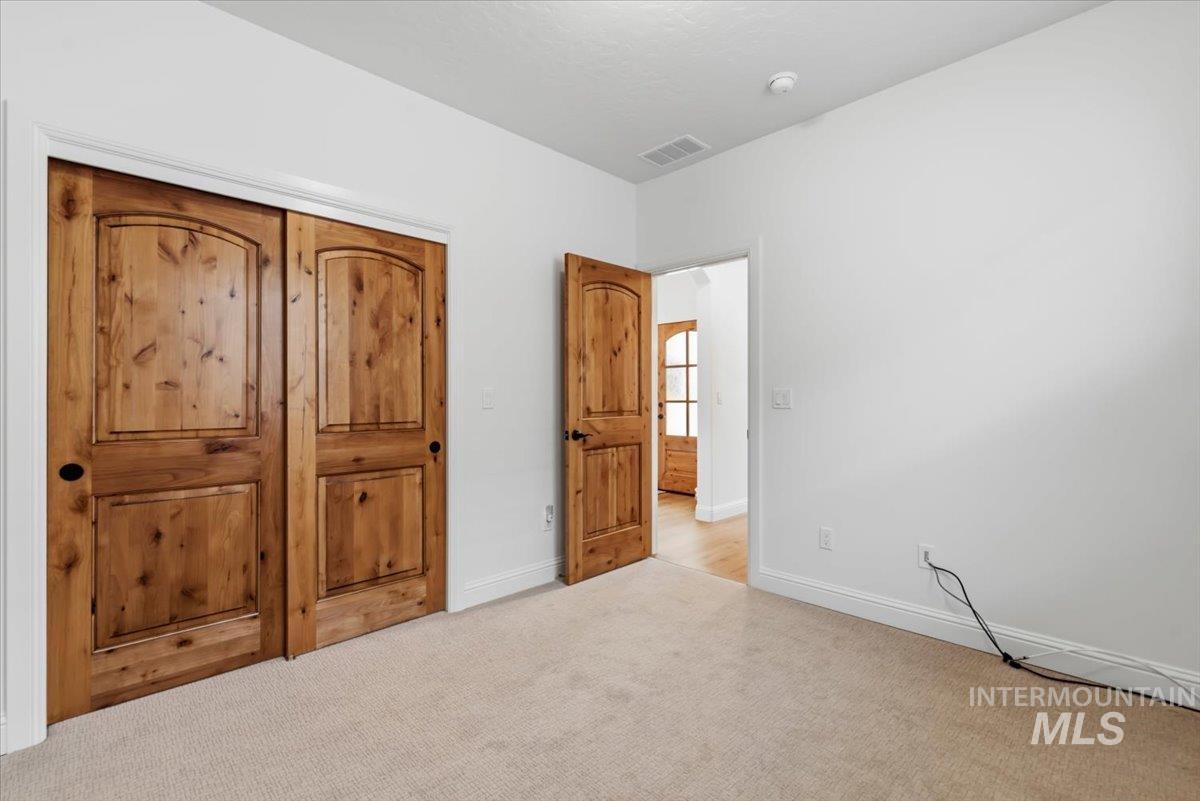 2016 E Mainacht St, Meridian, Idaho 83642, 3 Bedrooms, 2.5 Bathrooms, Residential For Sale, Price $749,900, 98983227