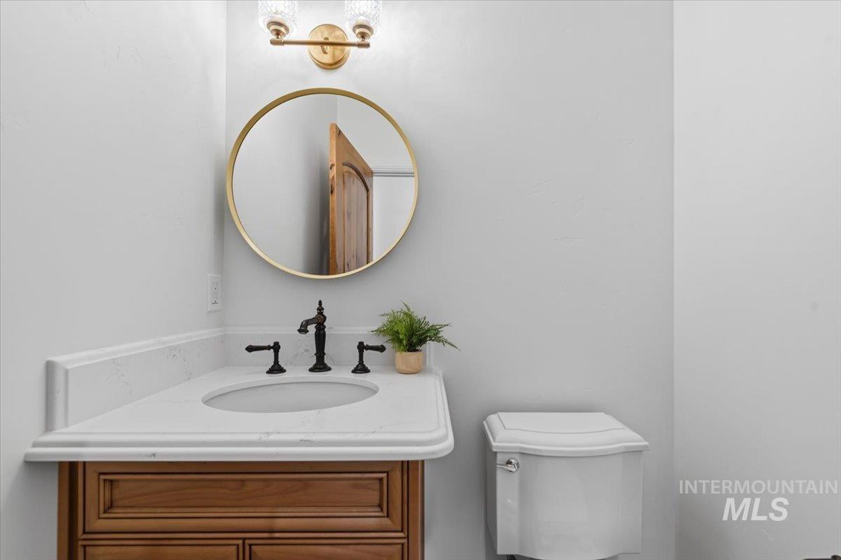 2016 E Mainacht St, Meridian, Idaho 83642, 3 Bedrooms, 2.5 Bathrooms, Residential For Sale, Price $749,900, 98983227