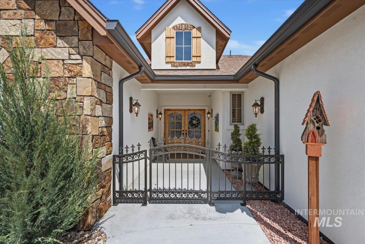 2016 E Mainacht St, Meridian, Idaho 83642, 3 Bedrooms, 2.5 Bathrooms, Residential For Sale, Price $749,900, 98983227