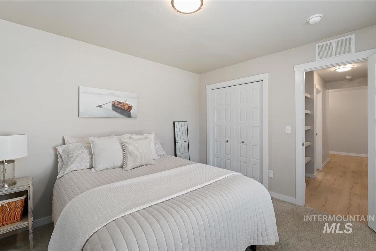 2404 E Clackamas Ct, Eagle, Idaho 83616, 3 Bedrooms, 2 Bathrooms, Residential For Sale, Price $539,900, 98983229