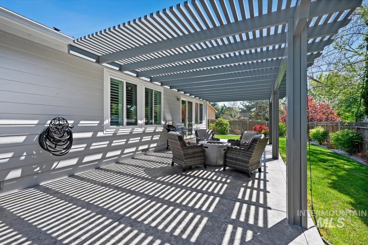 2404 E Clackamas Ct, Eagle, Idaho 83616, 3 Bedrooms, 2 Bathrooms, Residential For Sale, Price $539,900, 98983229