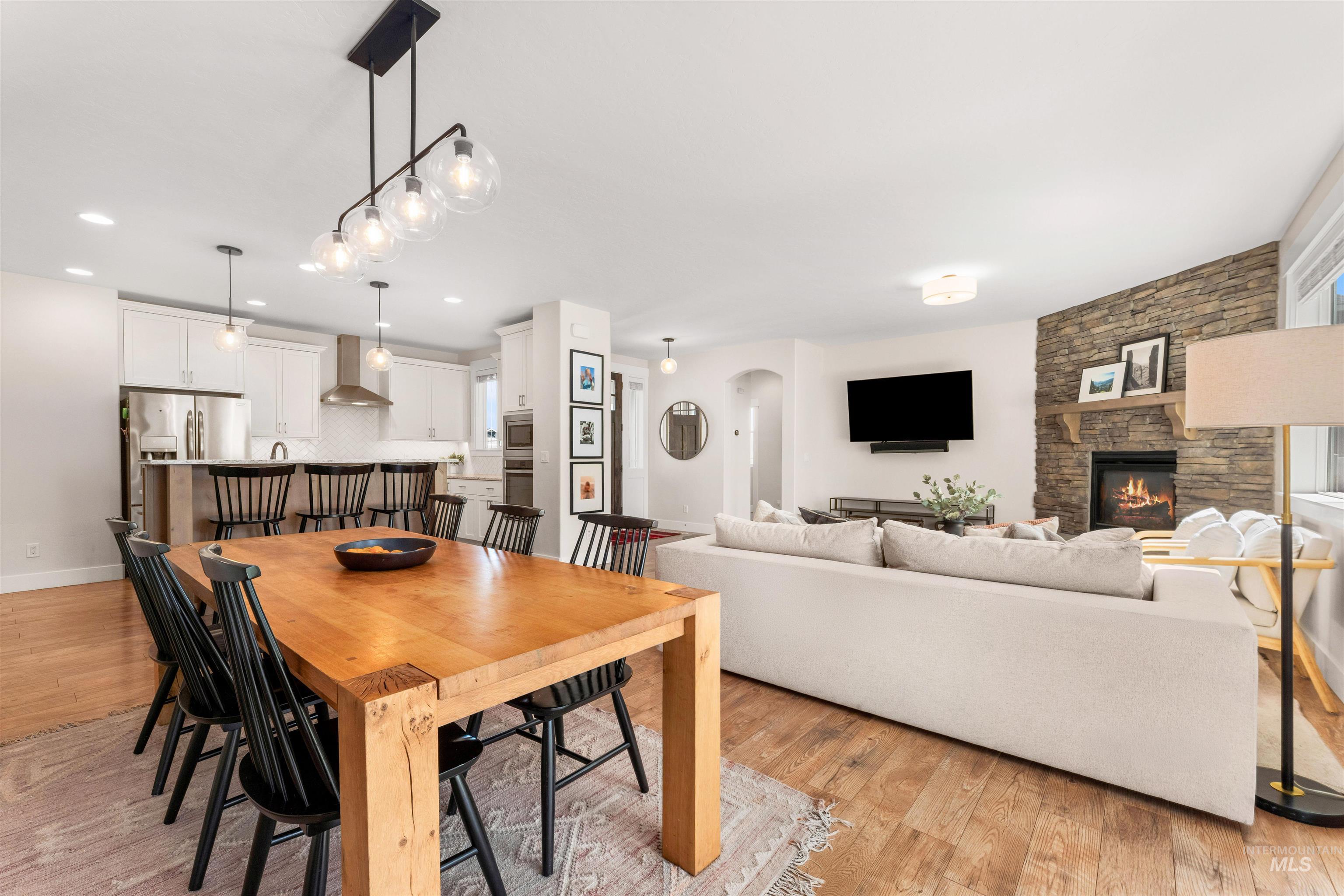 1485 W Aspen Cove Dr, Meridian, Idaho 83642, 5 Bedrooms, 3.5 Bathrooms, Residential For Sale, Price $814,900, 98983231