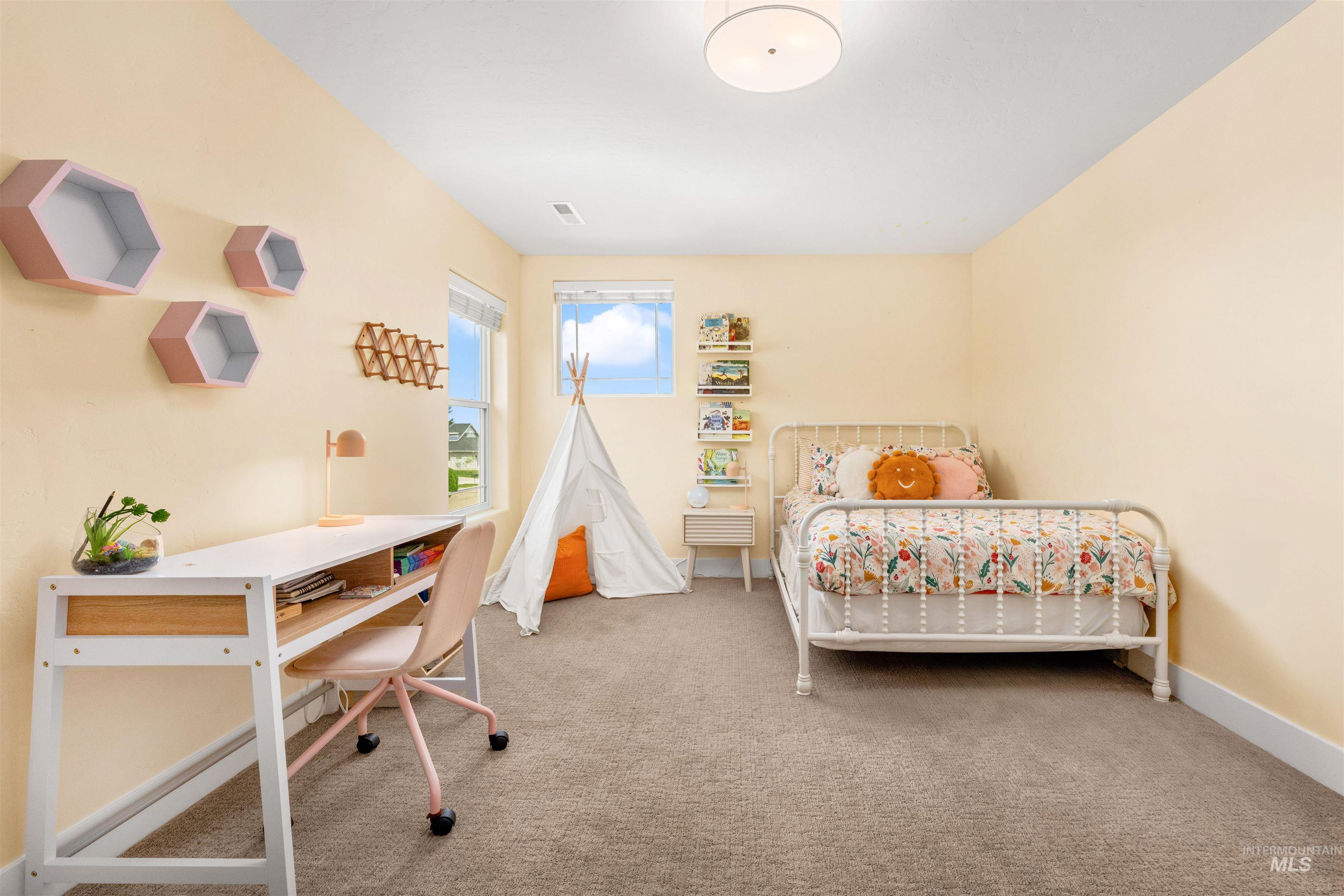 1485 W Aspen Cove Dr, Meridian, Idaho 83642, 5 Bedrooms, 3.5 Bathrooms, Residential For Sale, Price $814,900, 98983231