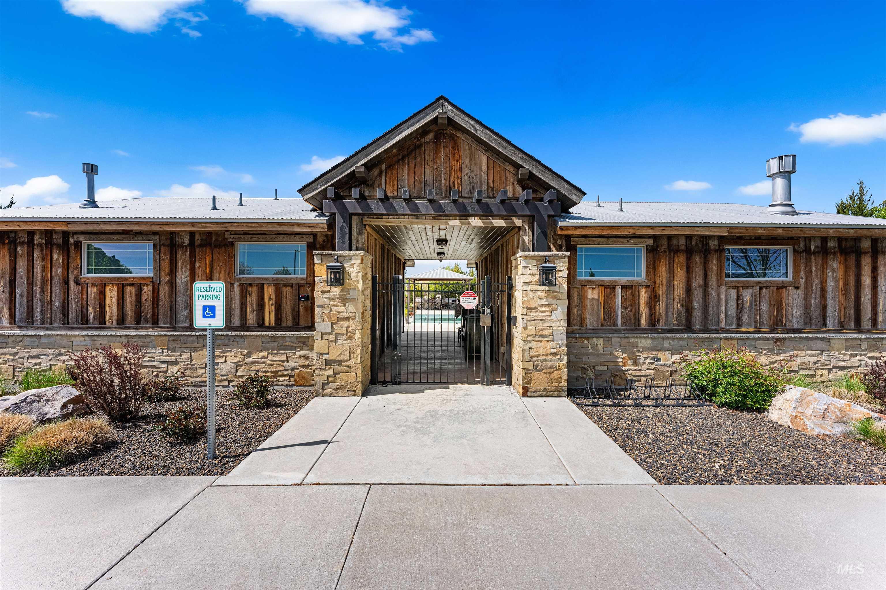 1485 W Aspen Cove Dr, Meridian, Idaho 83642, 5 Bedrooms, 3.5 Bathrooms, Residential For Sale, Price $814,900, 98983231