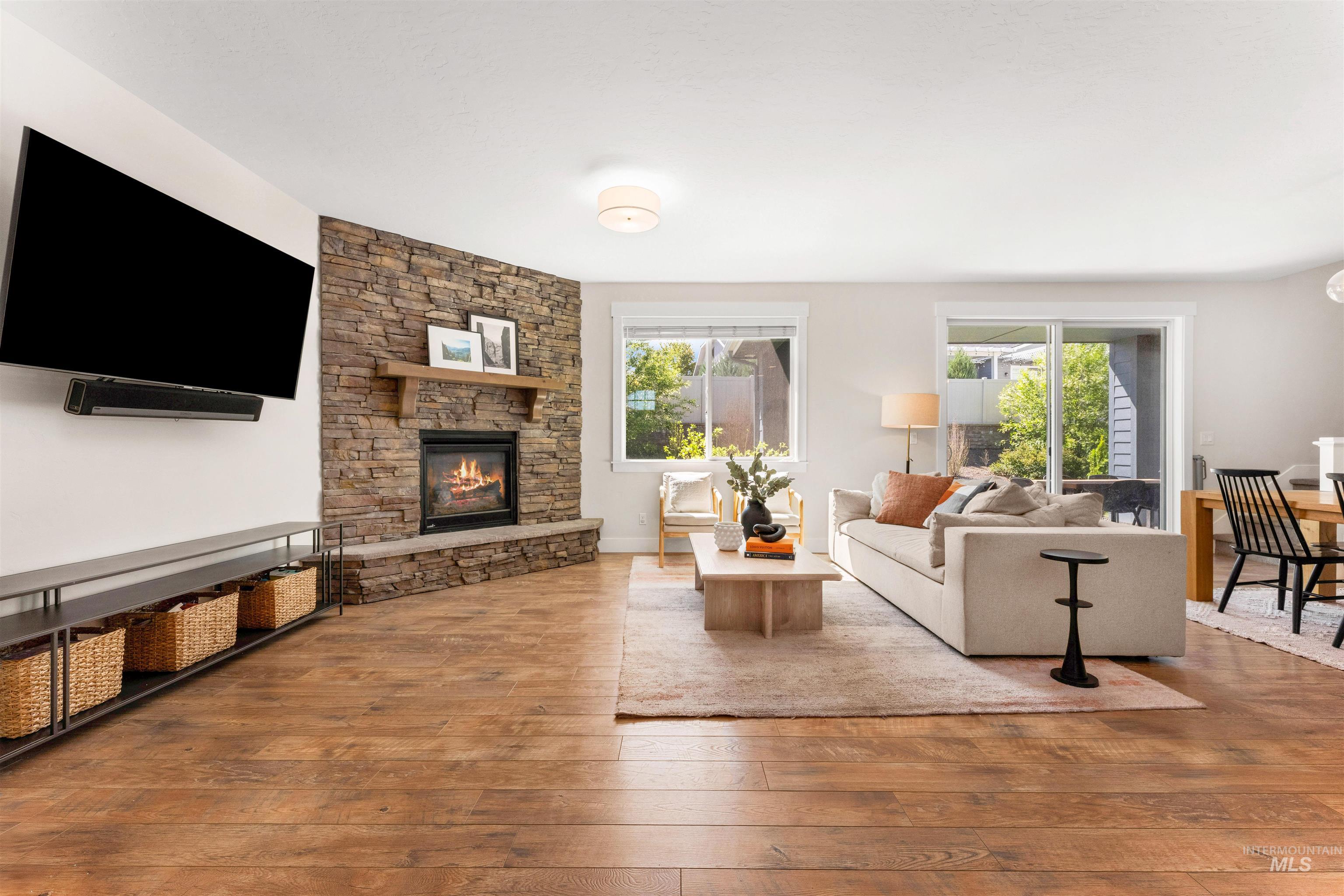 1485 W Aspen Cove Dr, Meridian, Idaho 83642, 5 Bedrooms, 3.5 Bathrooms, Residential For Sale, Price $814,900, 98983231