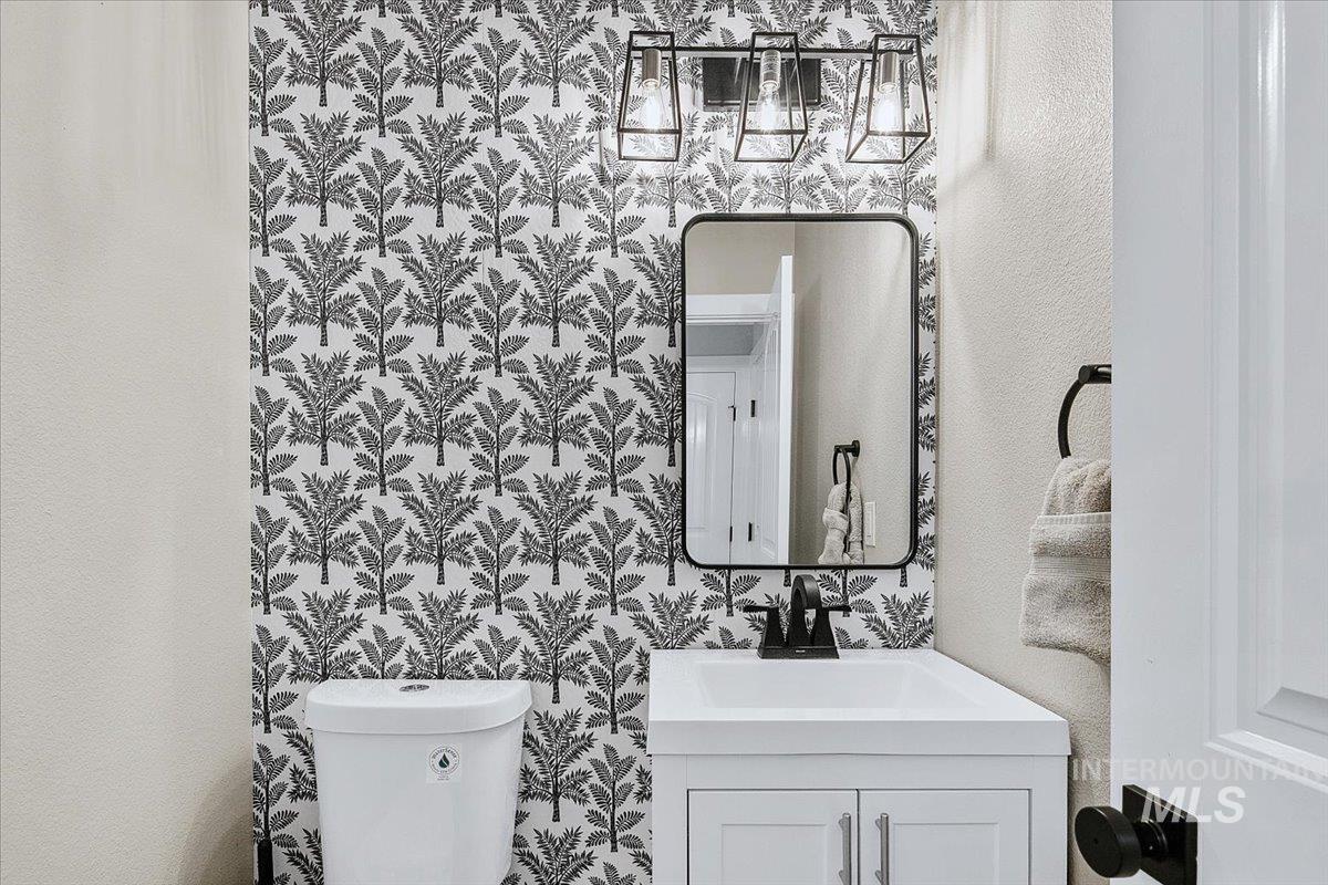 6247 N Spurwing Way, Meridian, Idaho 83646, 5 Bedrooms, 2.5 Bathrooms, Residential For Sale, Price $575,000, 98983234