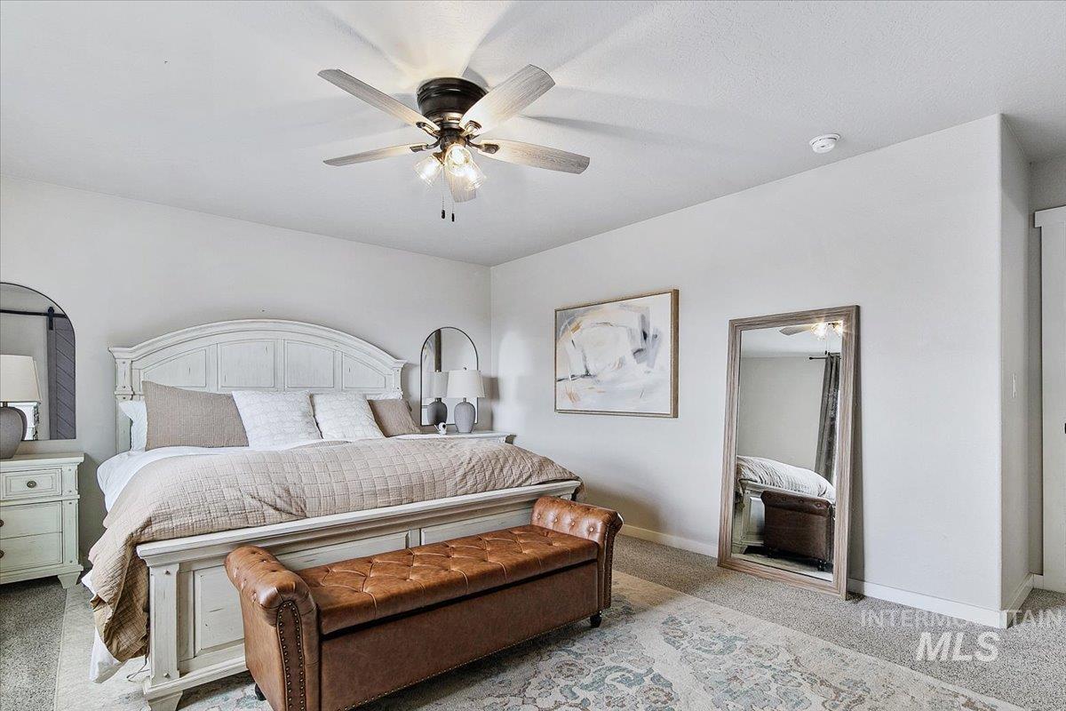 6247 N Spurwing Way, Meridian, Idaho 83646, 5 Bedrooms, 2.5 Bathrooms, Residential For Sale, Price $575,000, 98983234