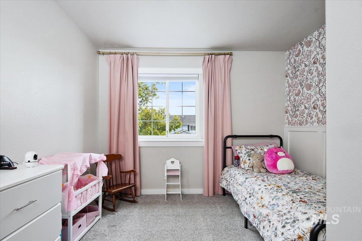 6247 N Spurwing Way, Meridian, Idaho 83646, 5 Bedrooms, 2.5 Bathrooms, Residential For Sale, Price $575,000, 98983234