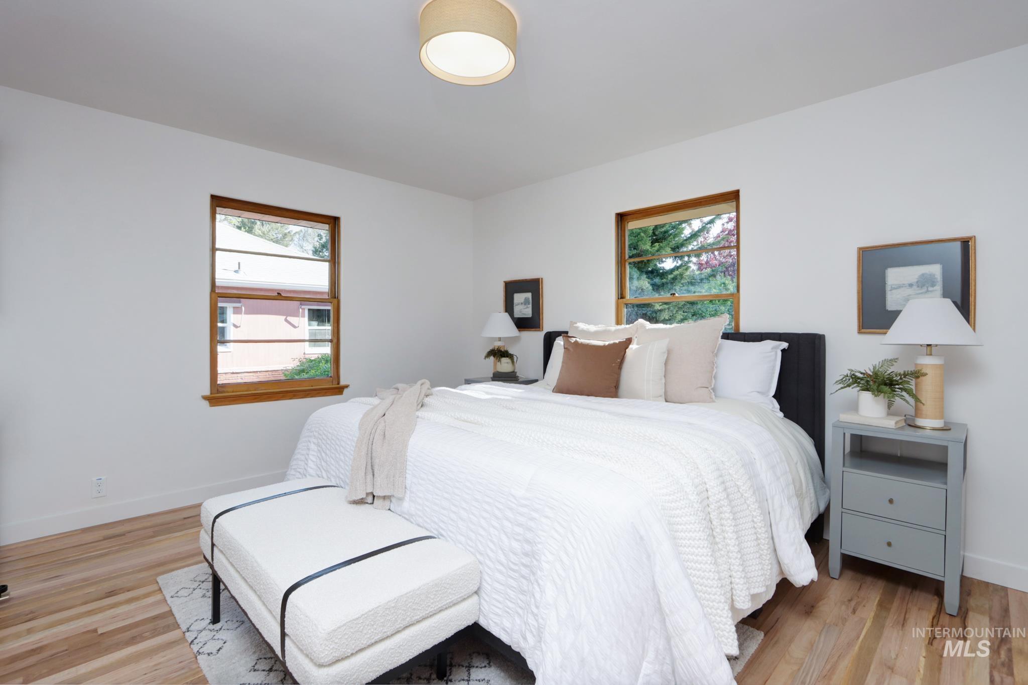 1404 S Owyhee, Boise, Idaho 83705, 3 Bedrooms, 3 Bathrooms, Residential For Sale, Price $798,900, 98983236