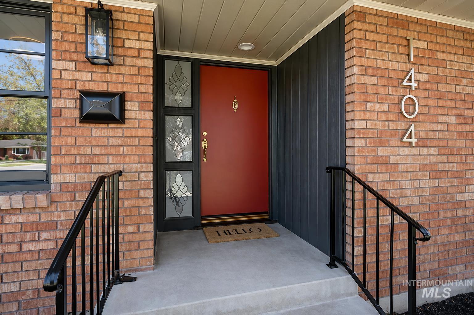 1404 S Owyhee, Boise, Idaho 83705, 3 Bedrooms, 3 Bathrooms, Residential For Sale, Price $798,900, 98983236