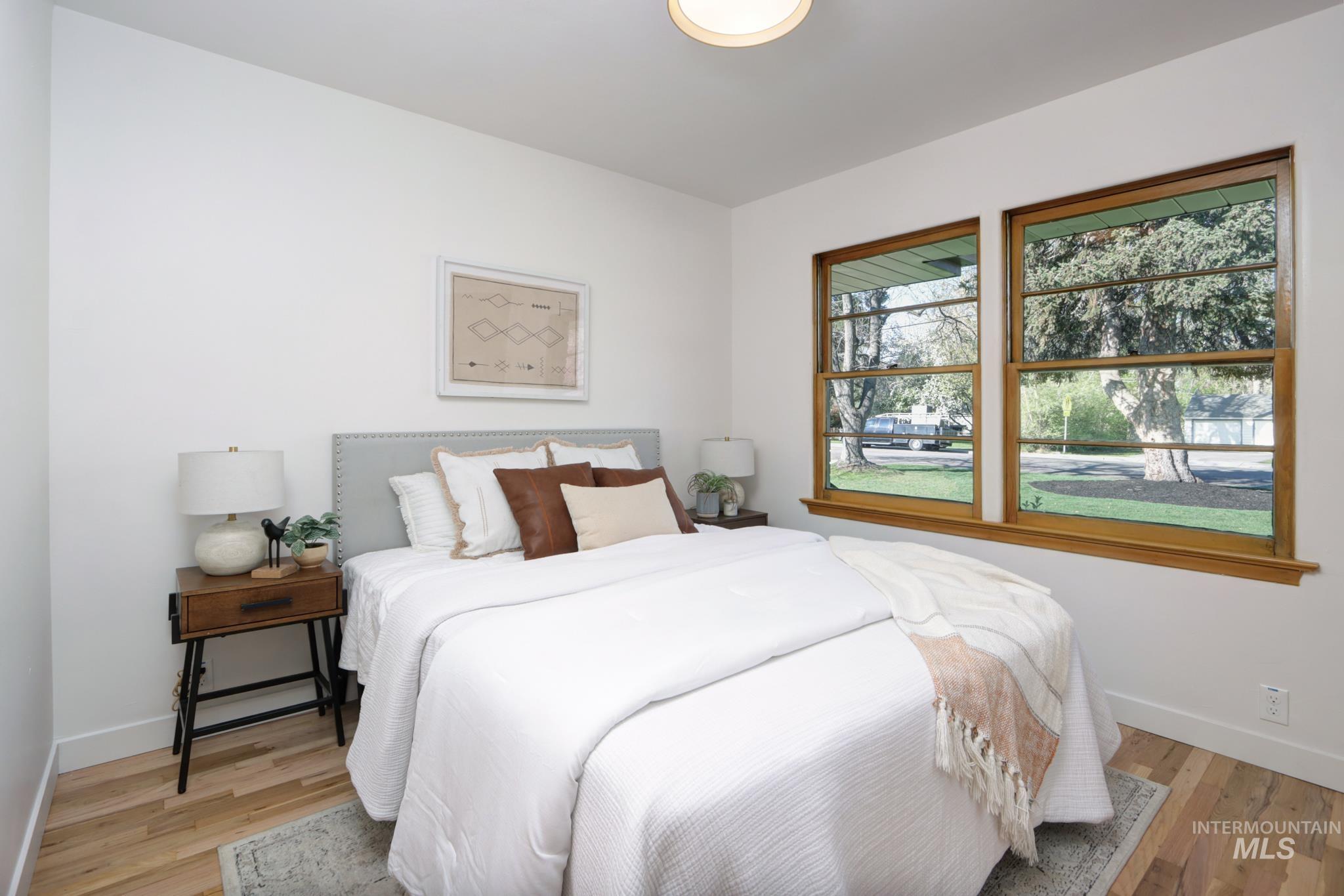 1404 S Owyhee, Boise, Idaho 83705, 3 Bedrooms, 3 Bathrooms, Residential For Sale, Price $798,900, 98983236