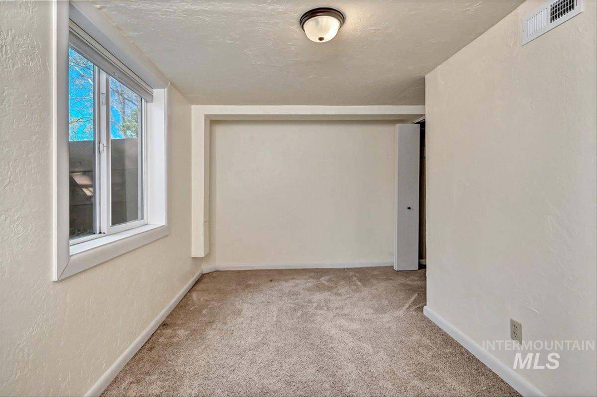 2520 W Pleasanton Ave, Boise, Idaho 83702, 4 Bedrooms, 2 Bathrooms, Residential For Sale, Price $779,000, 98983237