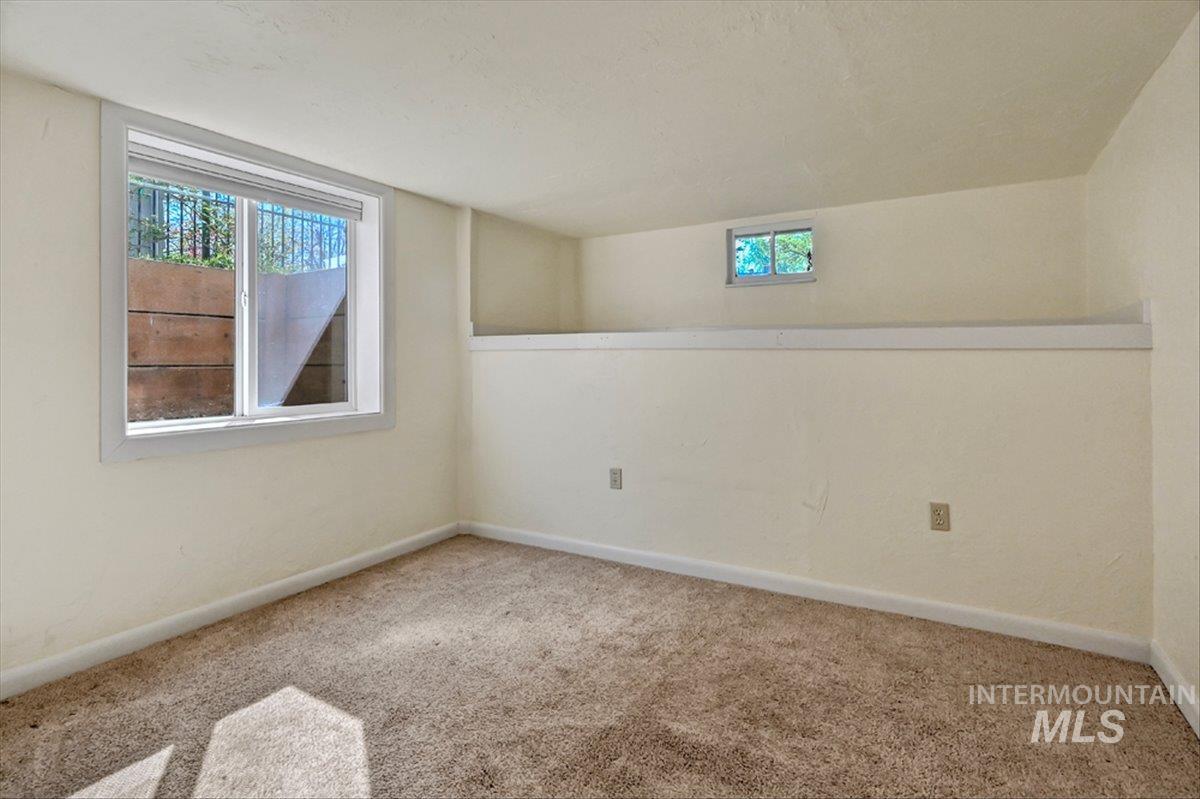 2520 W Pleasanton Ave, Boise, Idaho 83702, 4 Bedrooms, 2 Bathrooms, Residential For Sale, Price $779,000, 98983237