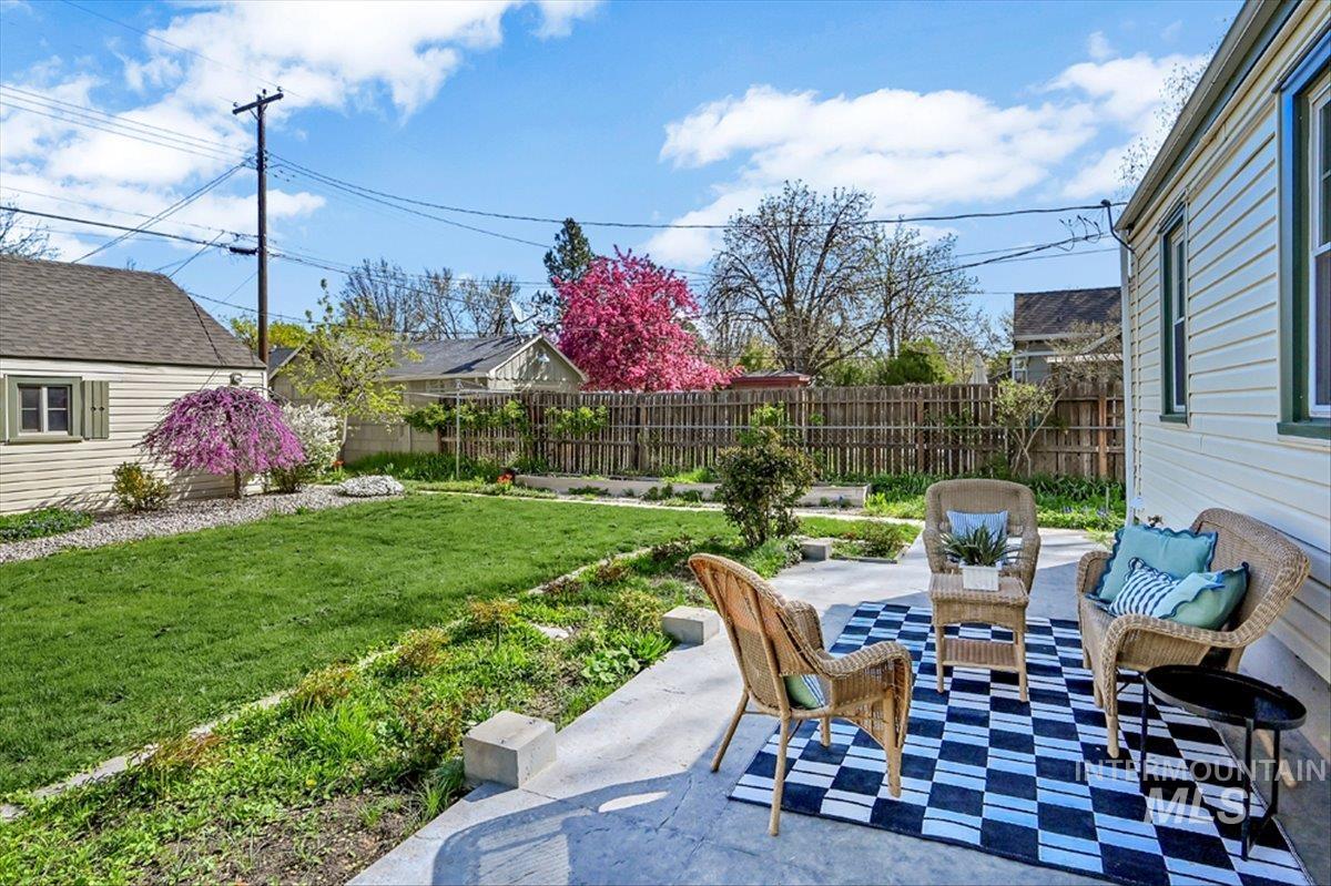 2520 W Pleasanton Ave, Boise, Idaho 83702, 4 Bedrooms, 2 Bathrooms, Residential For Sale, Price $779,000, 98983237