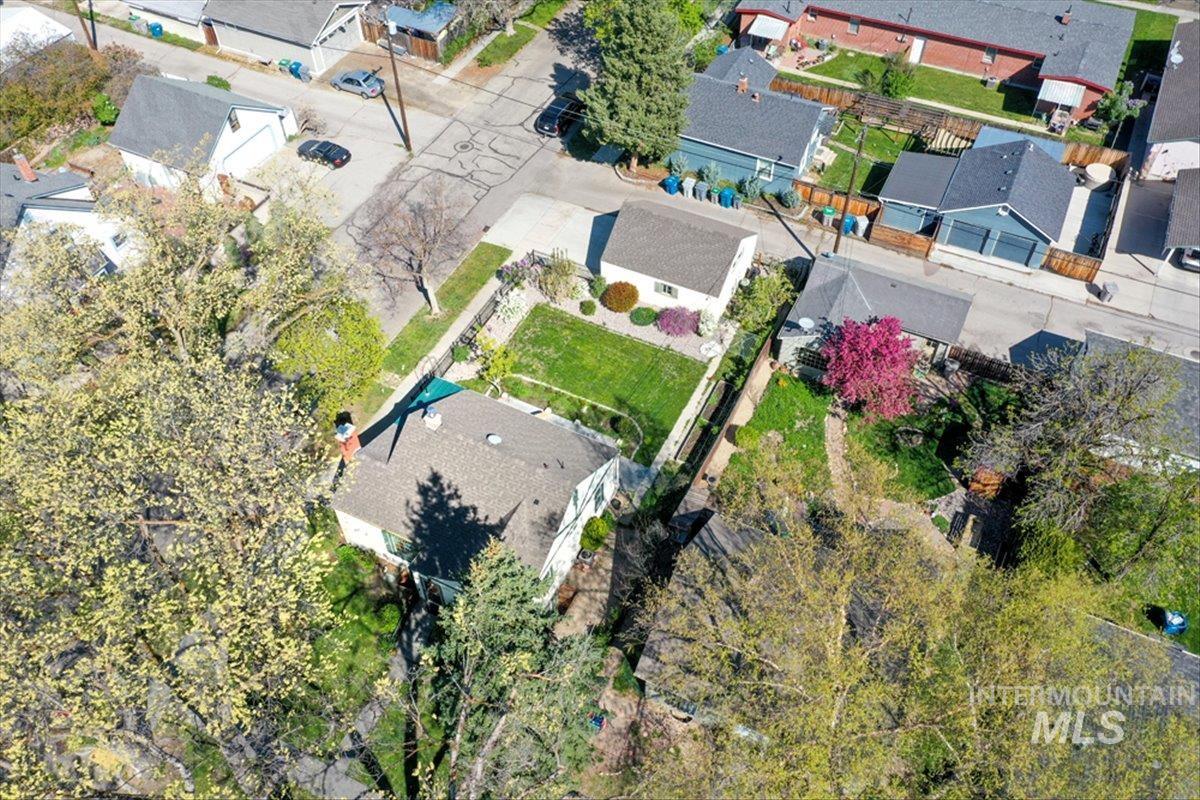 2520 W Pleasanton Ave, Boise, Idaho 83702, 4 Bedrooms, 2 Bathrooms, Residential For Sale, Price $779,000, 98983237