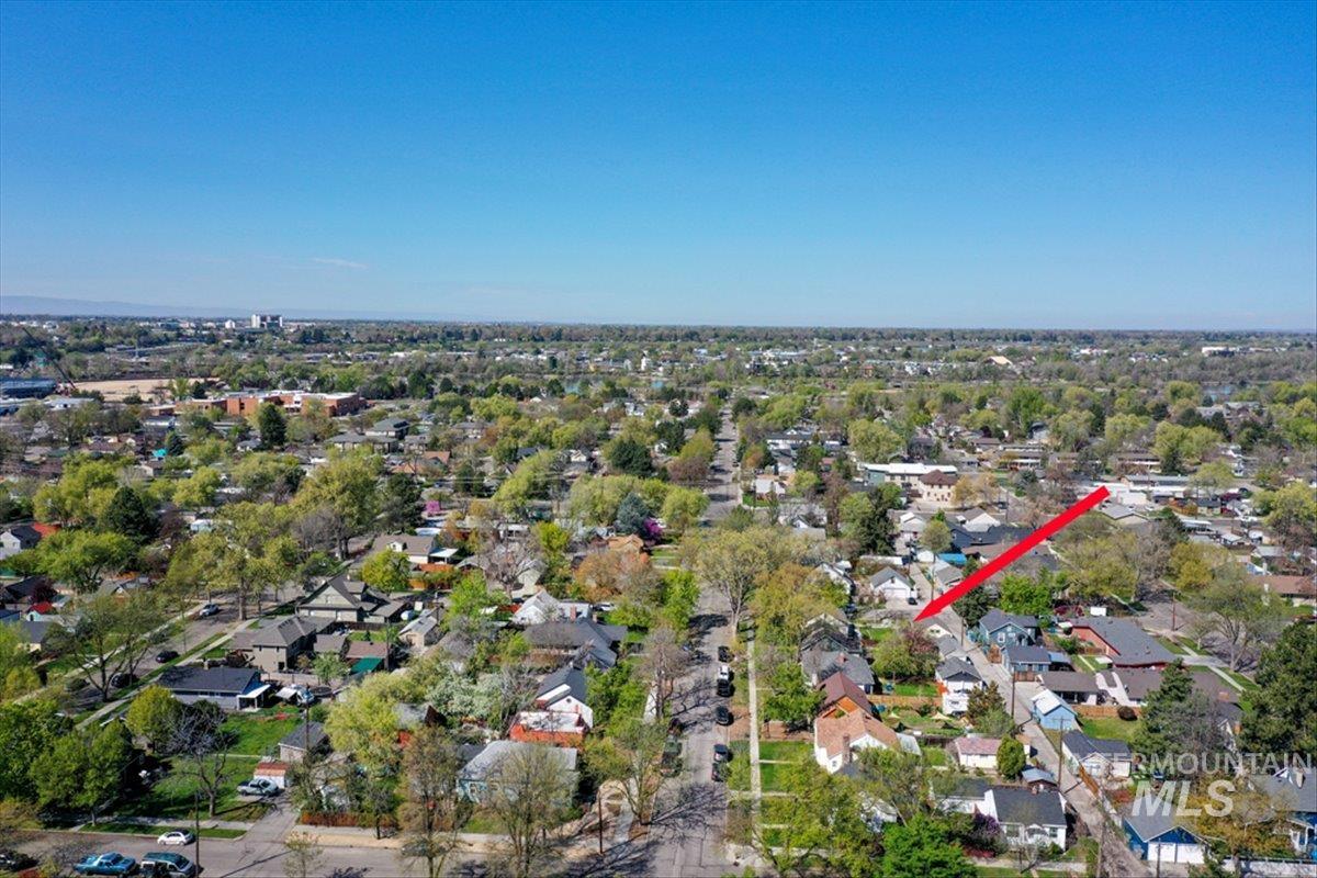 2520 W Pleasanton Ave, Boise, Idaho 83702, 4 Bedrooms, 2 Bathrooms, Residential For Sale, Price $779,000, 98983237