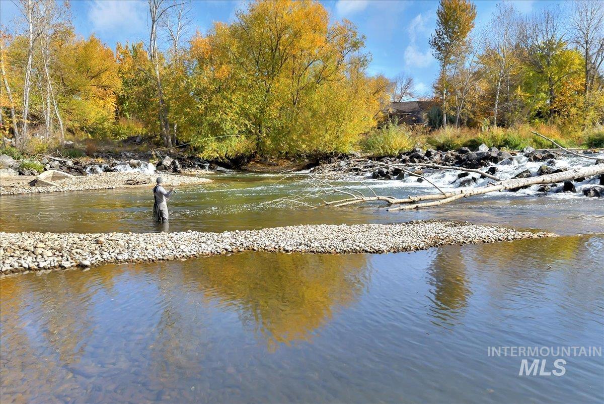 2520 W Pleasanton Ave, Boise, Idaho 83702, 4 Bedrooms, 2 Bathrooms, Residential For Sale, Price $779,000, 98983237