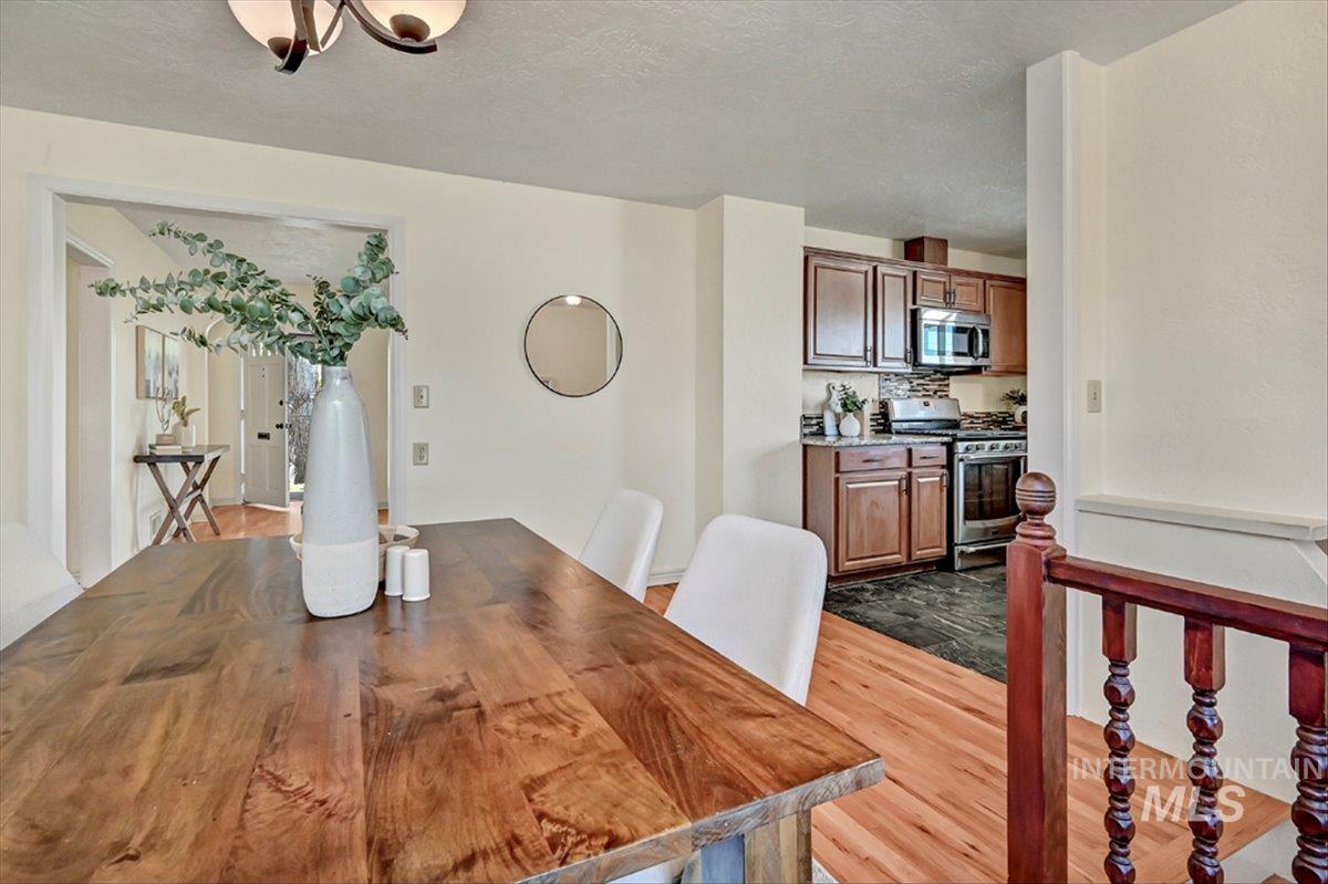 2520 W Pleasanton Ave, Boise, Idaho 83702, 4 Bedrooms, 2 Bathrooms, Residential For Sale, Price $779,000, 98983237